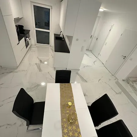 Villa Hm Am Waldrand