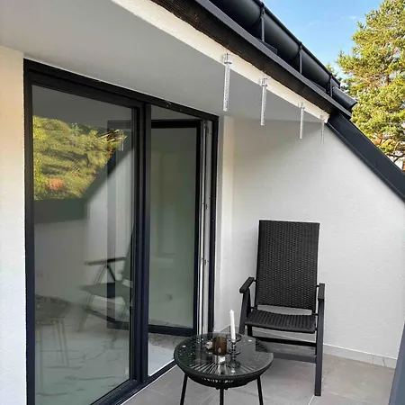 Hm Am Waldrand Villa *